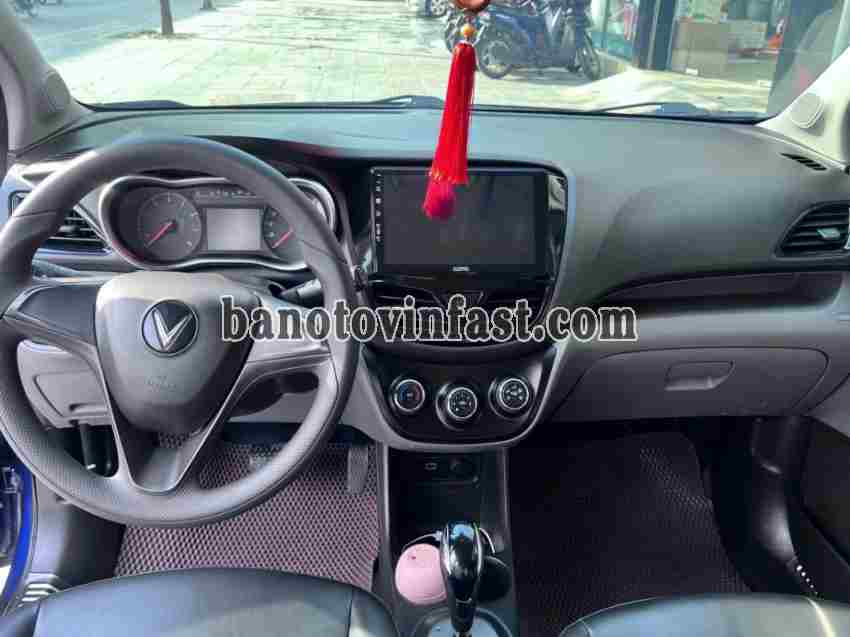 Cần bán xe VinFast Fadil 1.4 AT năm 2021 màu Xanh cực đẹp