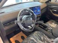 VinFast VF7 Eco năm 2026